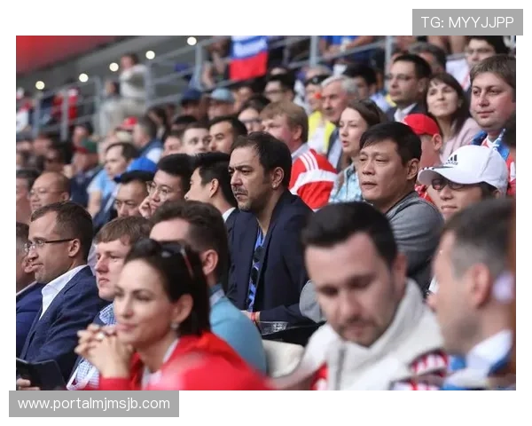 世界杯决赛现场氛围与观众体验全景报道与互动指南